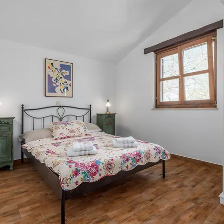 Villa Dea In - Haus Fuer 6 Personen *