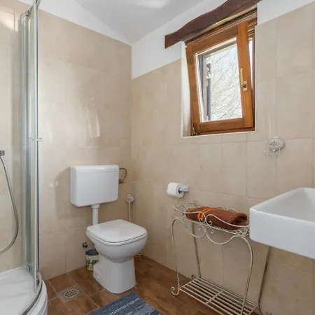 Villa Dea In - Haus Fuer 6 Personen